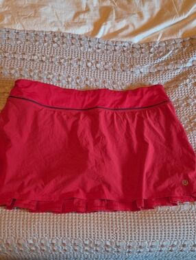lululemon athletica Bright Pink Athletic Skort Size 8